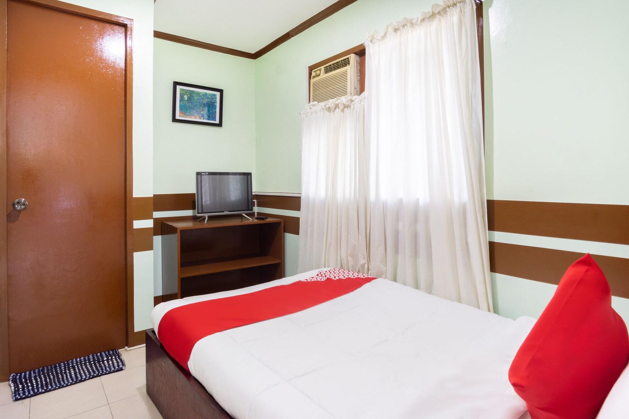 โอโย 166 มานยัก เพนชั่น เฮาส์ - พนักงานฉีดวัคซีนแล้ว Hotel Cebu ภายนอก รูปภาพ