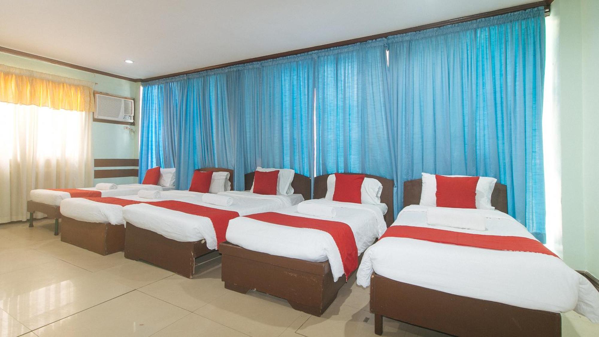 โอโย 166 มานยัก เพนชั่น เฮาส์ - พนักงานฉีดวัคซีนแล้ว Hotel Cebu ภายนอก รูปภาพ