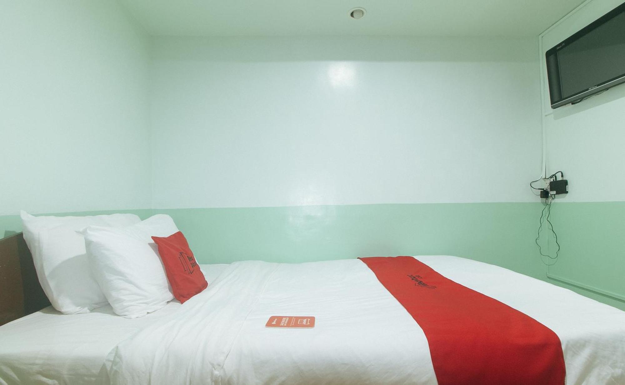 โอโย 166 มานยัก เพนชั่น เฮาส์ - พนักงานฉีดวัคซีนแล้ว Hotel Cebu ภายนอก รูปภาพ