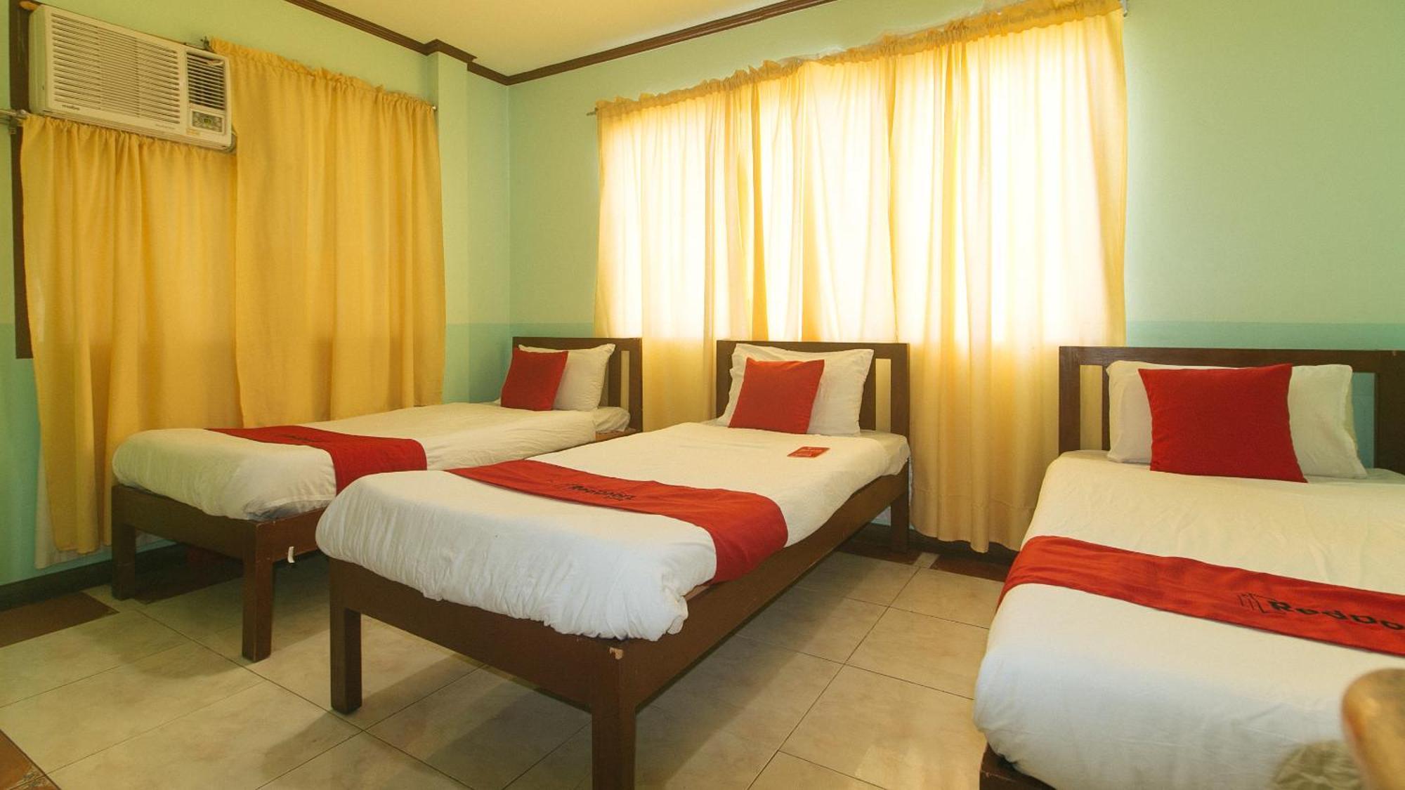 โอโย 166 มานยัก เพนชั่น เฮาส์ - พนักงานฉีดวัคซีนแล้ว Hotel Cebu ภายนอก รูปภาพ