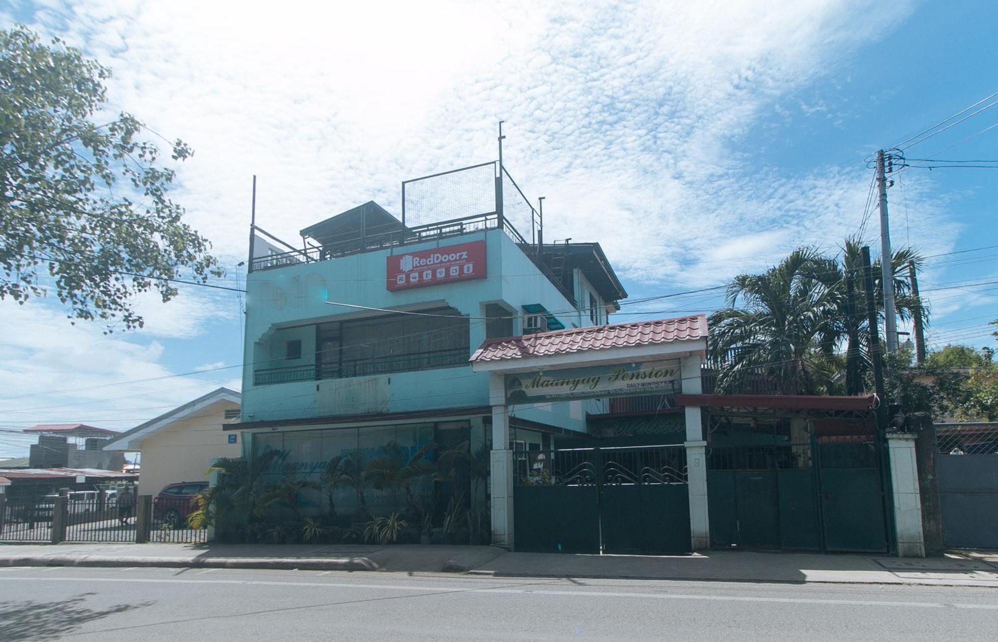 โอโย 166 มานยัก เพนชั่น เฮาส์ - พนักงานฉีดวัคซีนแล้ว Hotel Cebu ภายนอก รูปภาพ